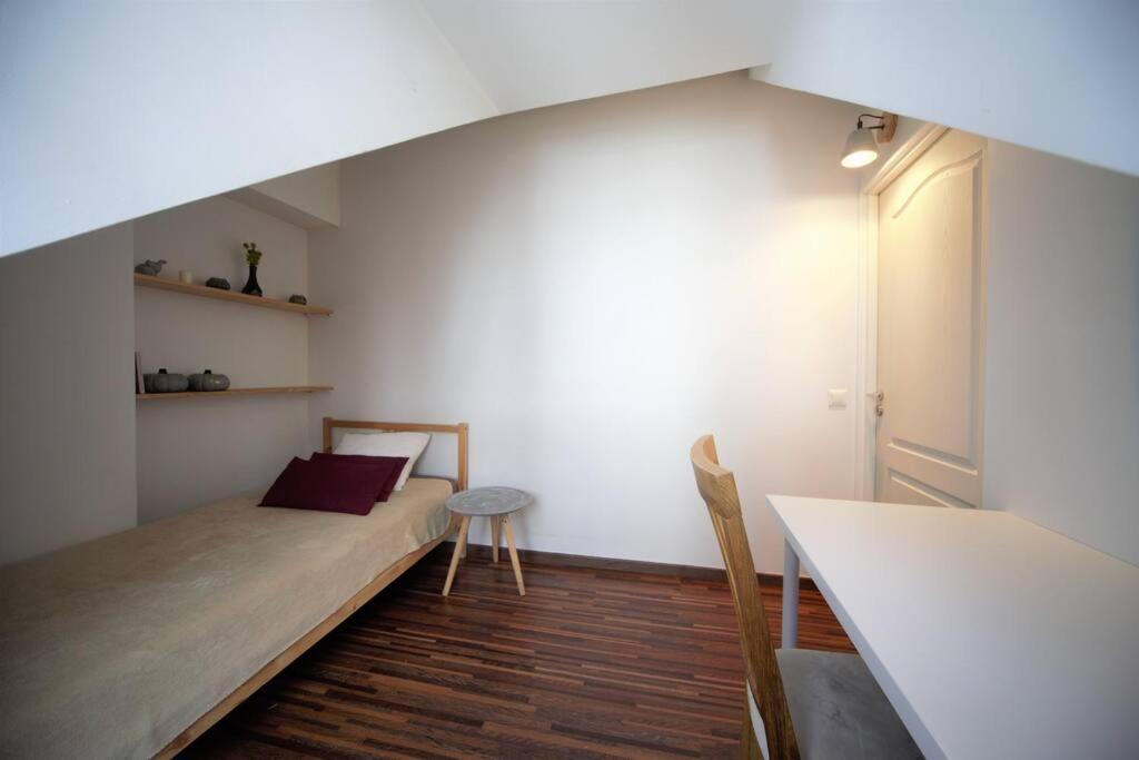 3 Bedroom / Compact Old Town *